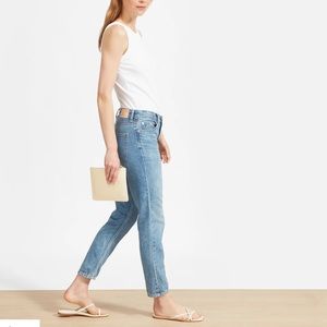EVERLANE The Super-Soft lightweight Relaxed Jean Vintage Light Blue Size 29